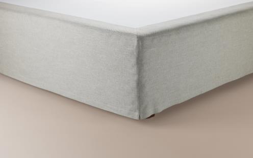 Mathilda 床裙,ruskin 10 quill