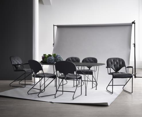 Inter 餐桌,全黑色